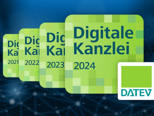 Vier grüne Rechtecke mit dem Text "Digitale Kanzlei 2024" sind vor einem blau leuchtenden Hintergrund angeordnet, auf dem sich Netzwerkmuster abzeichnen. Rechts unten ist das Logo von DATEV zu sehen.